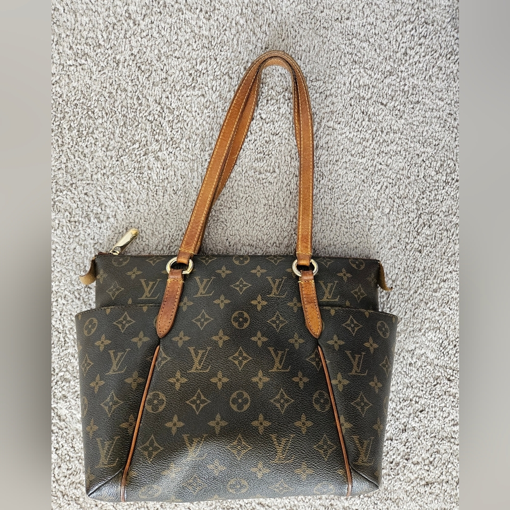 Louis Vuitton Totally Tote Bag